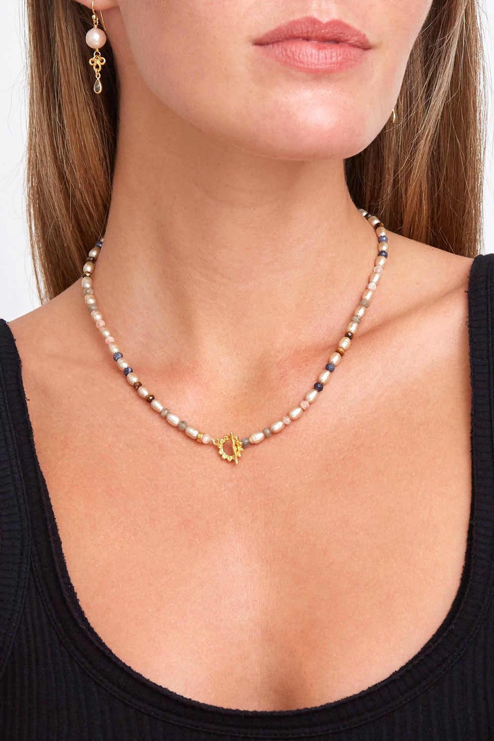 Sunflower Toggle Pearl Necklace