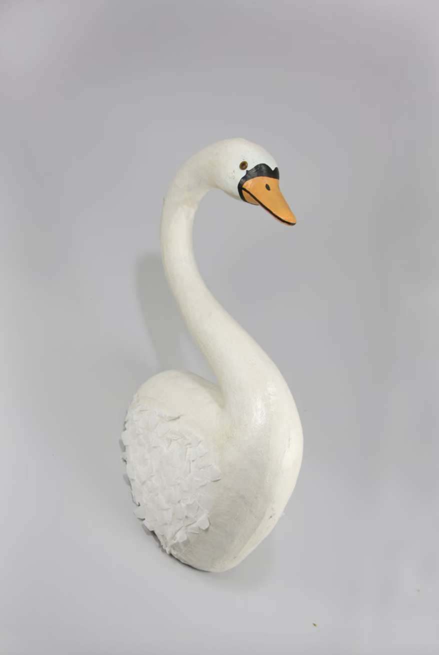 White Swan Wall Mount